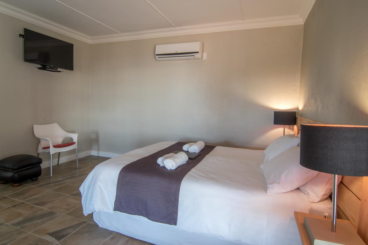 Letsatsi Lodge Vanrhynsdorp Exterior foto
